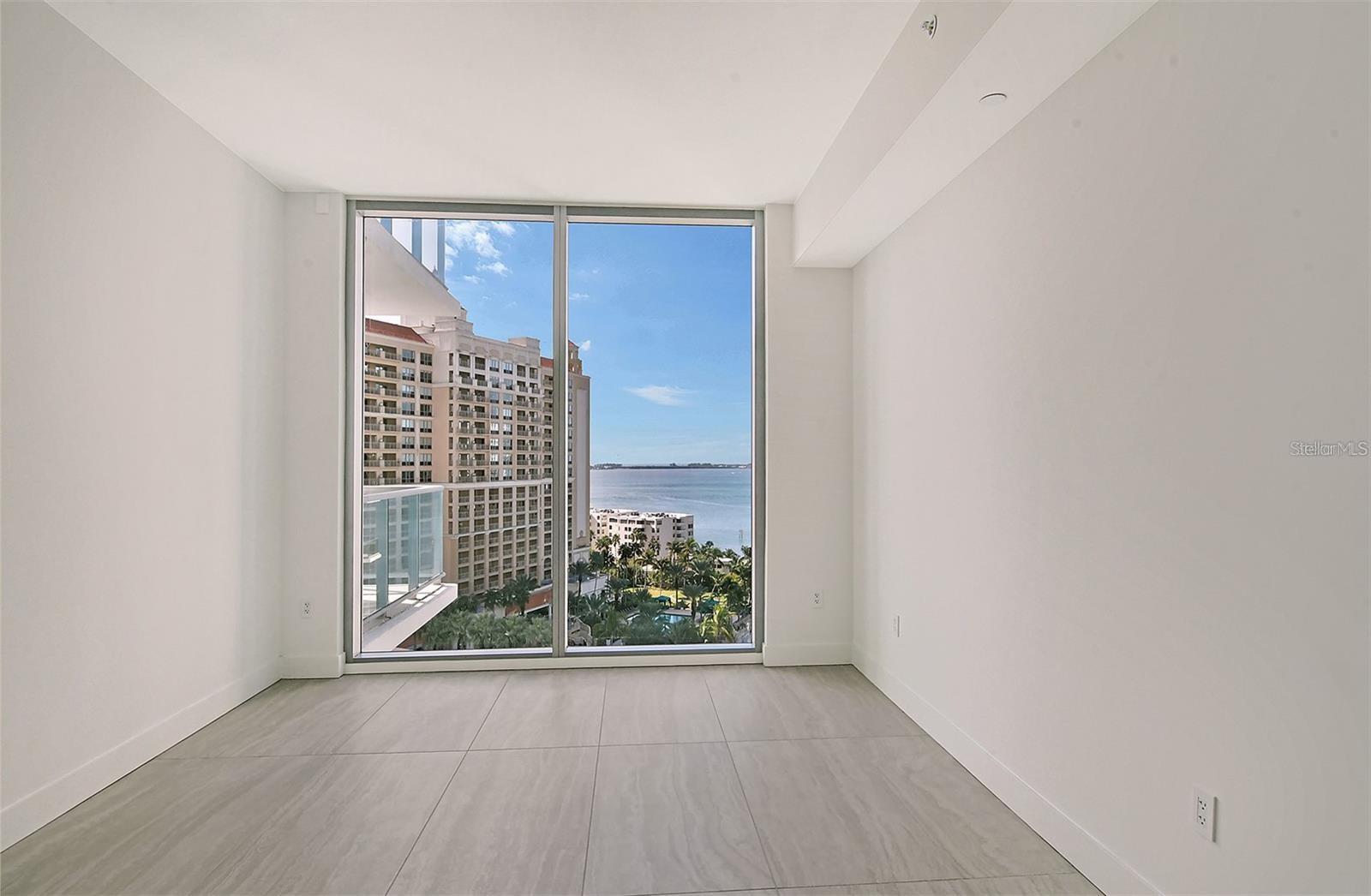 301 QUAY COMMONS #1011, SARASOTA, FL, 34236
