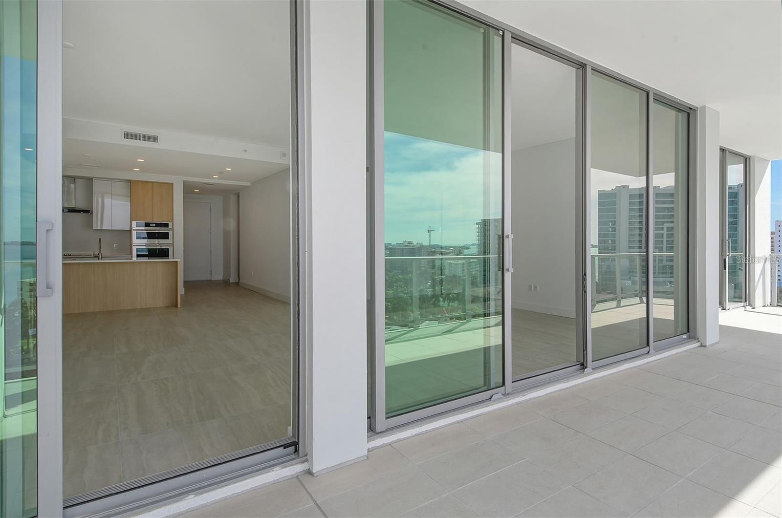 301 QUAY COMMONS #1011, SARASOTA, FL, 34236