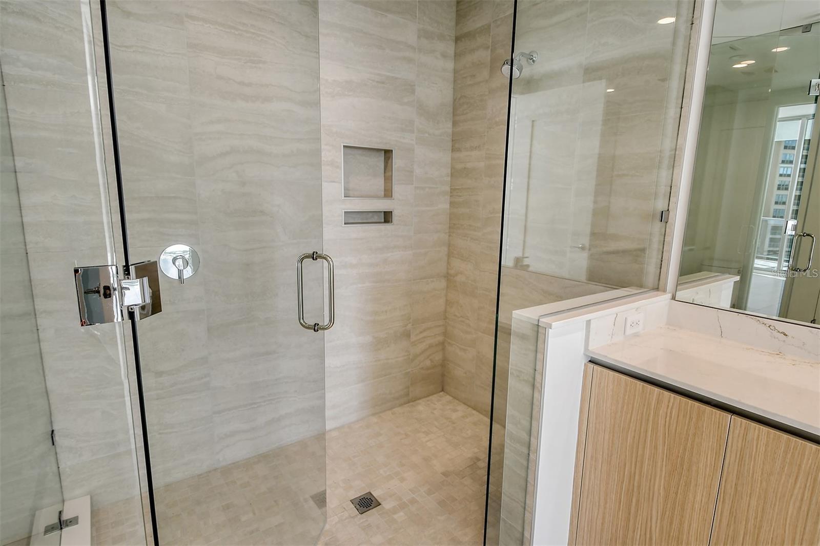 301 QUAY COMMONS #1011, SARASOTA, FL, 34236