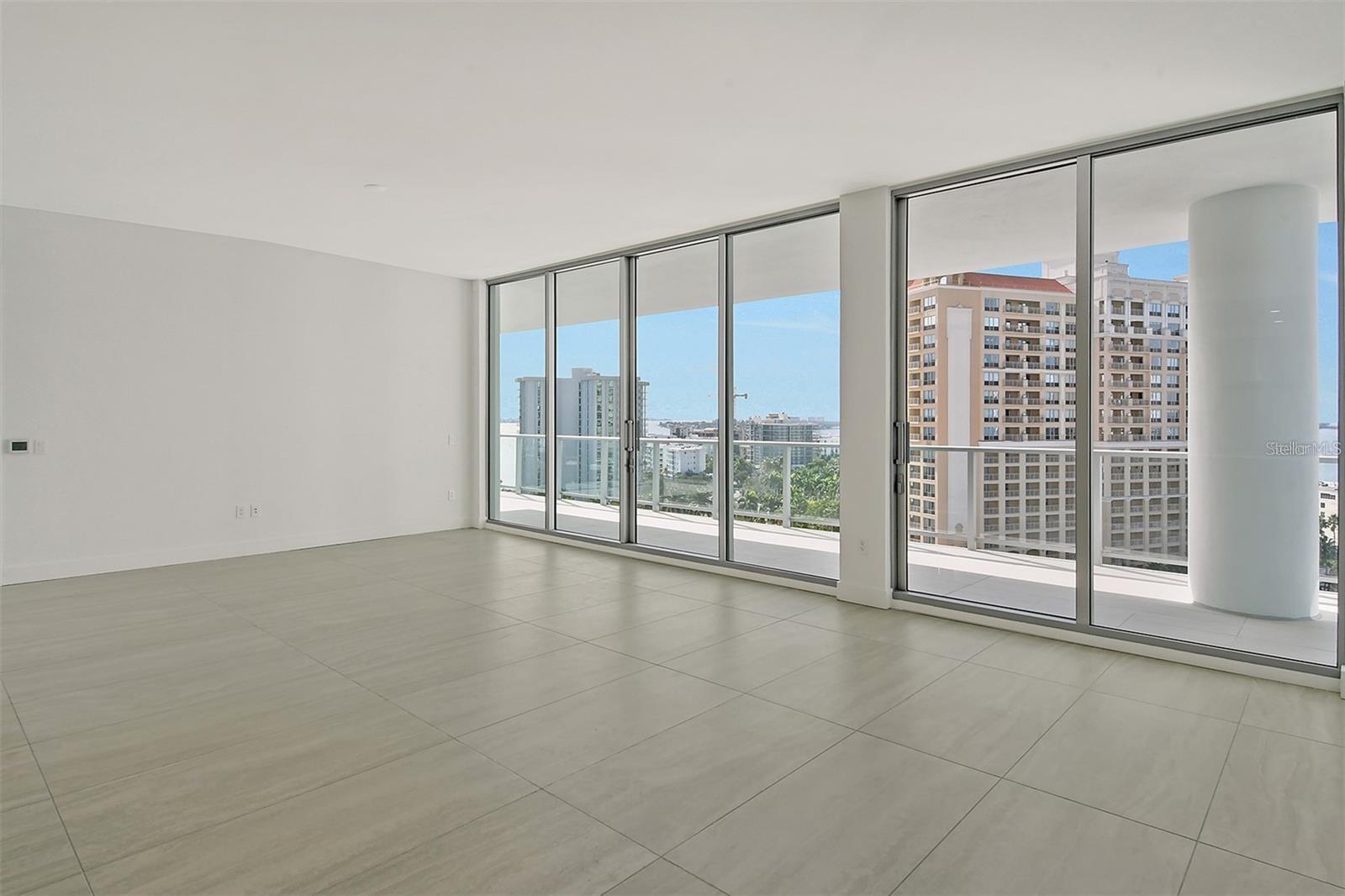 301 QUAY COMMONS #1011, SARASOTA, FL, 34236