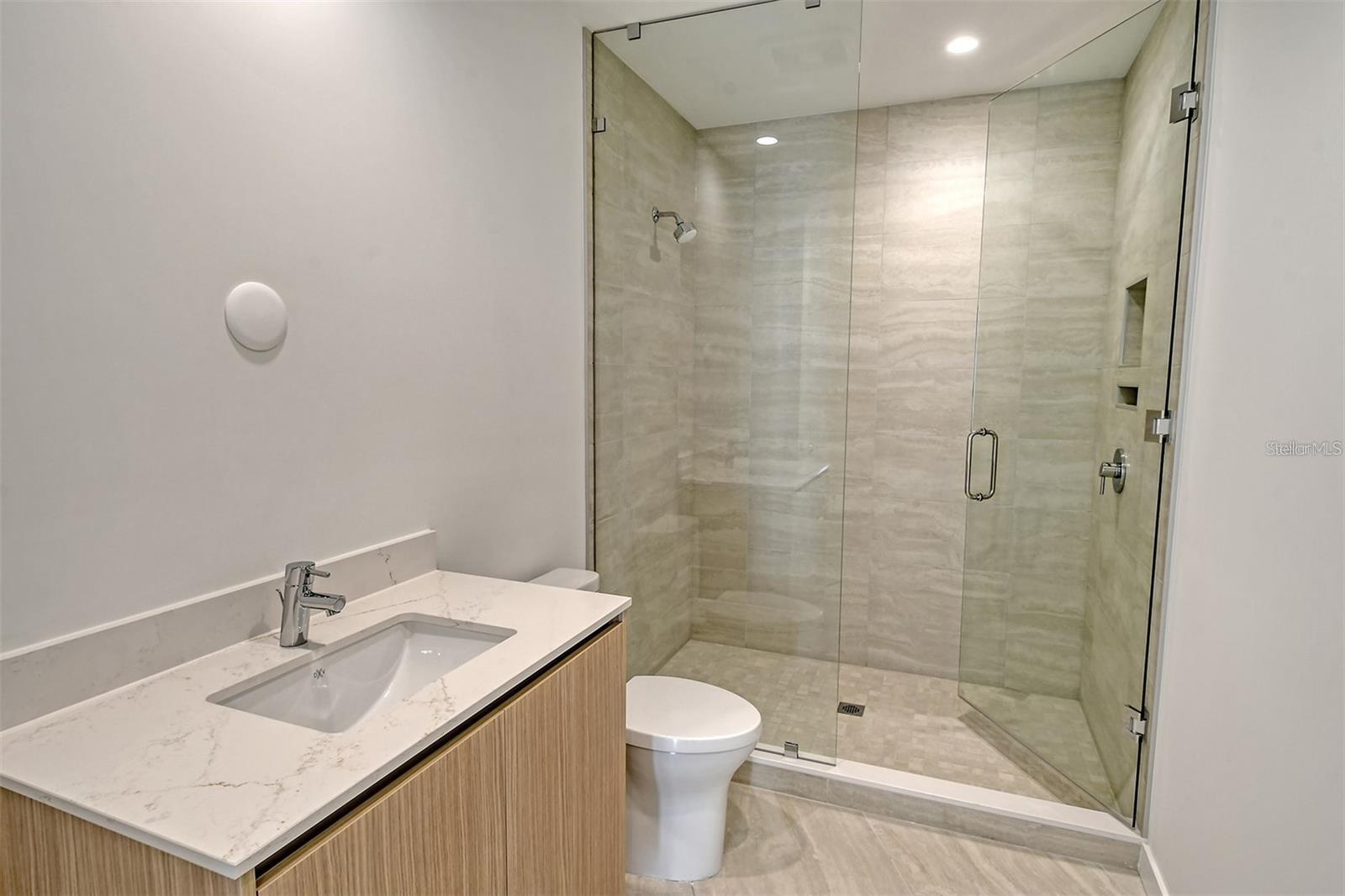 301 QUAY COMMONS #1011, SARASOTA, FL, 34236