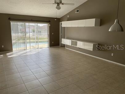 3041 BLOOMSBURY DR, KISSIMMEE, FL, 34747
