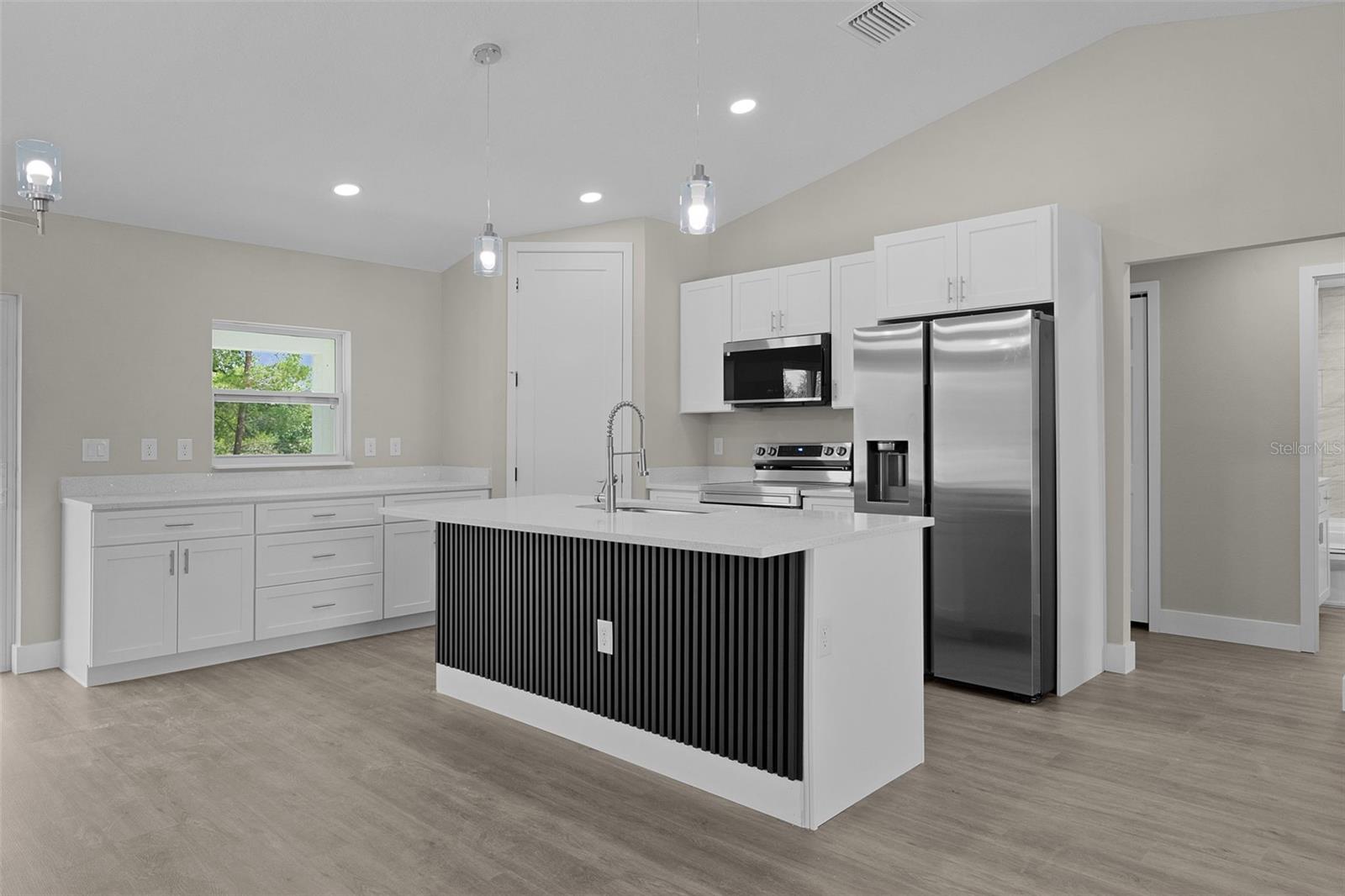 44 MALAUKA DR, OCKLAWAHA, FL, 32179