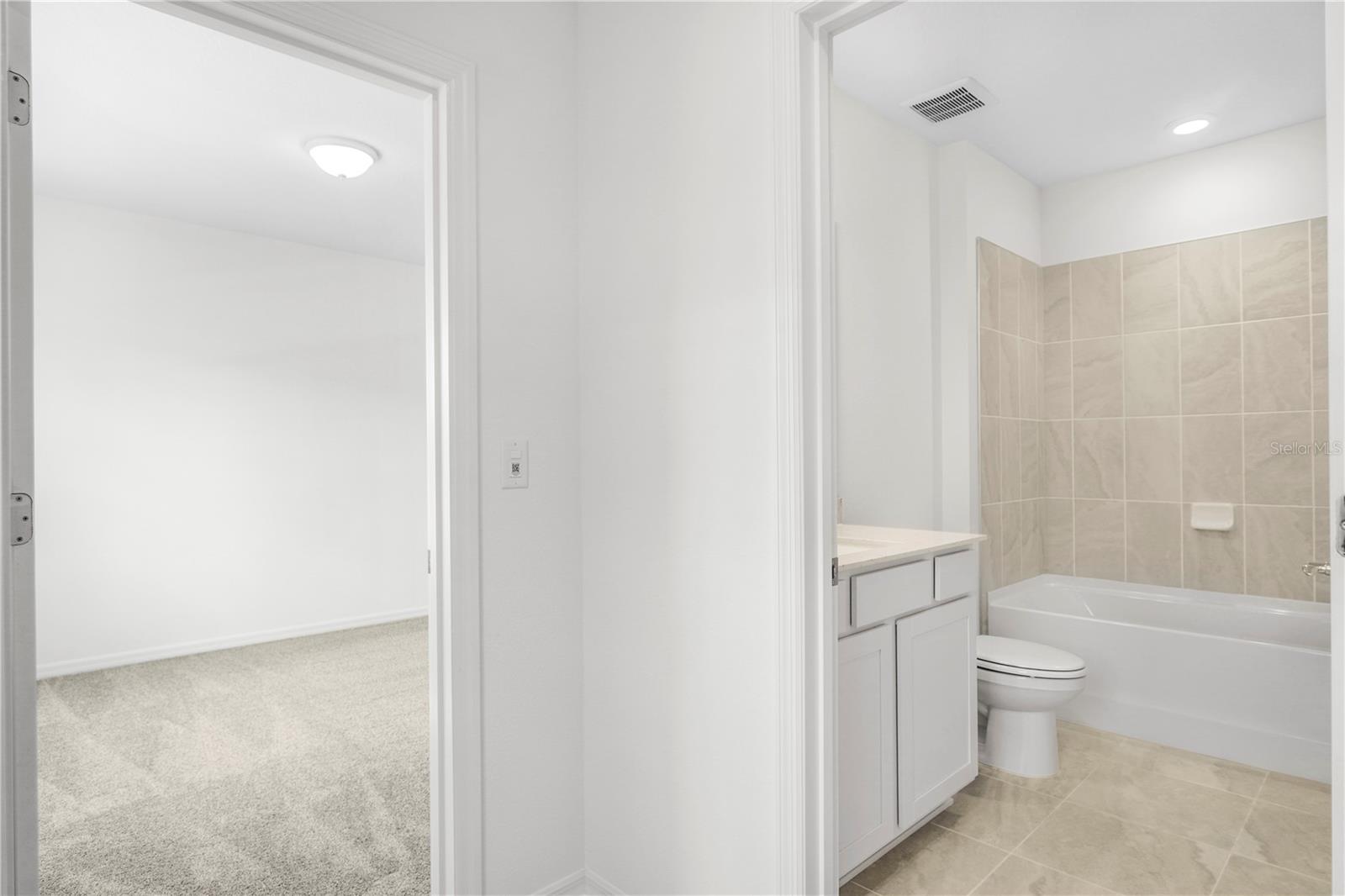 5643 ENCHANTED MEADOW ALY, CLERMONT, FL, 34714