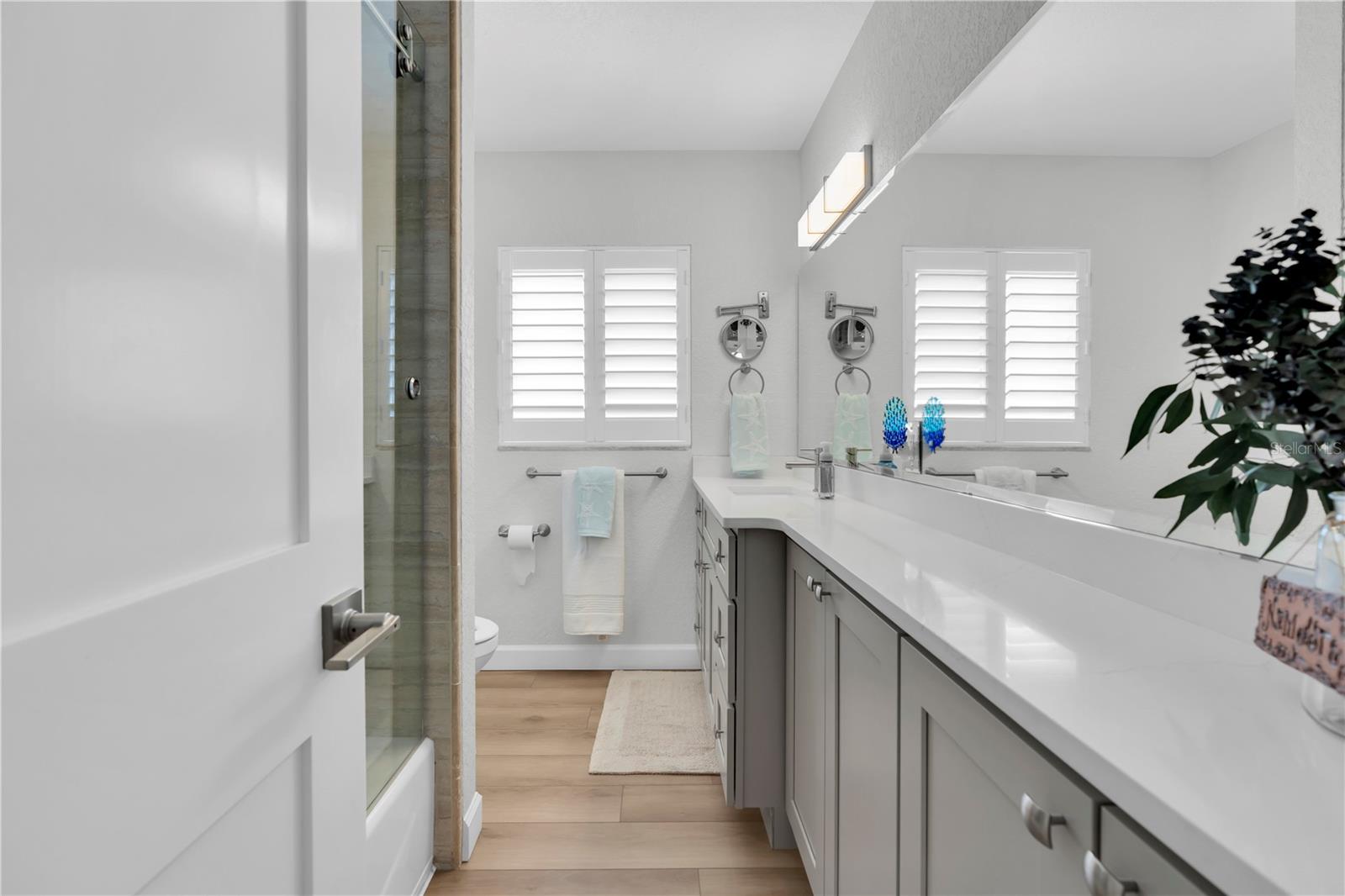 8800 GULF BLVD, ST PETE BEACH, FL, 33706