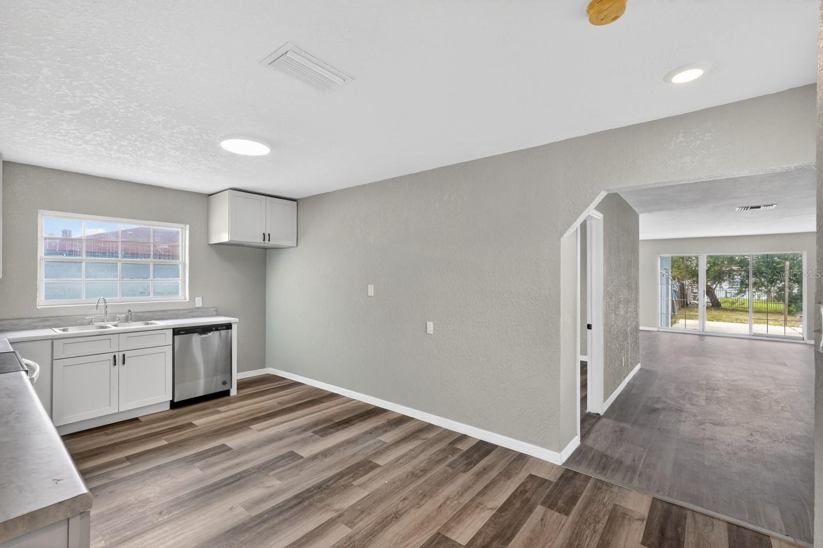 1027 BEL AIRE DR, DAYTONA BEACH, FL, 32118