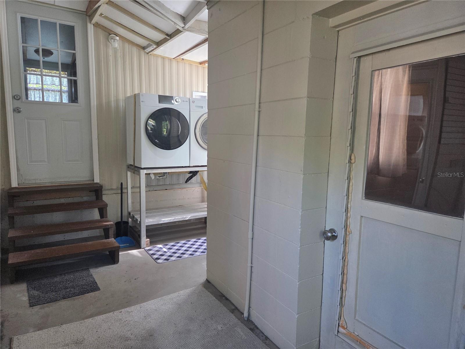 6504 WERNER AVE, NEW PORT RICHEY, FL, 34652
