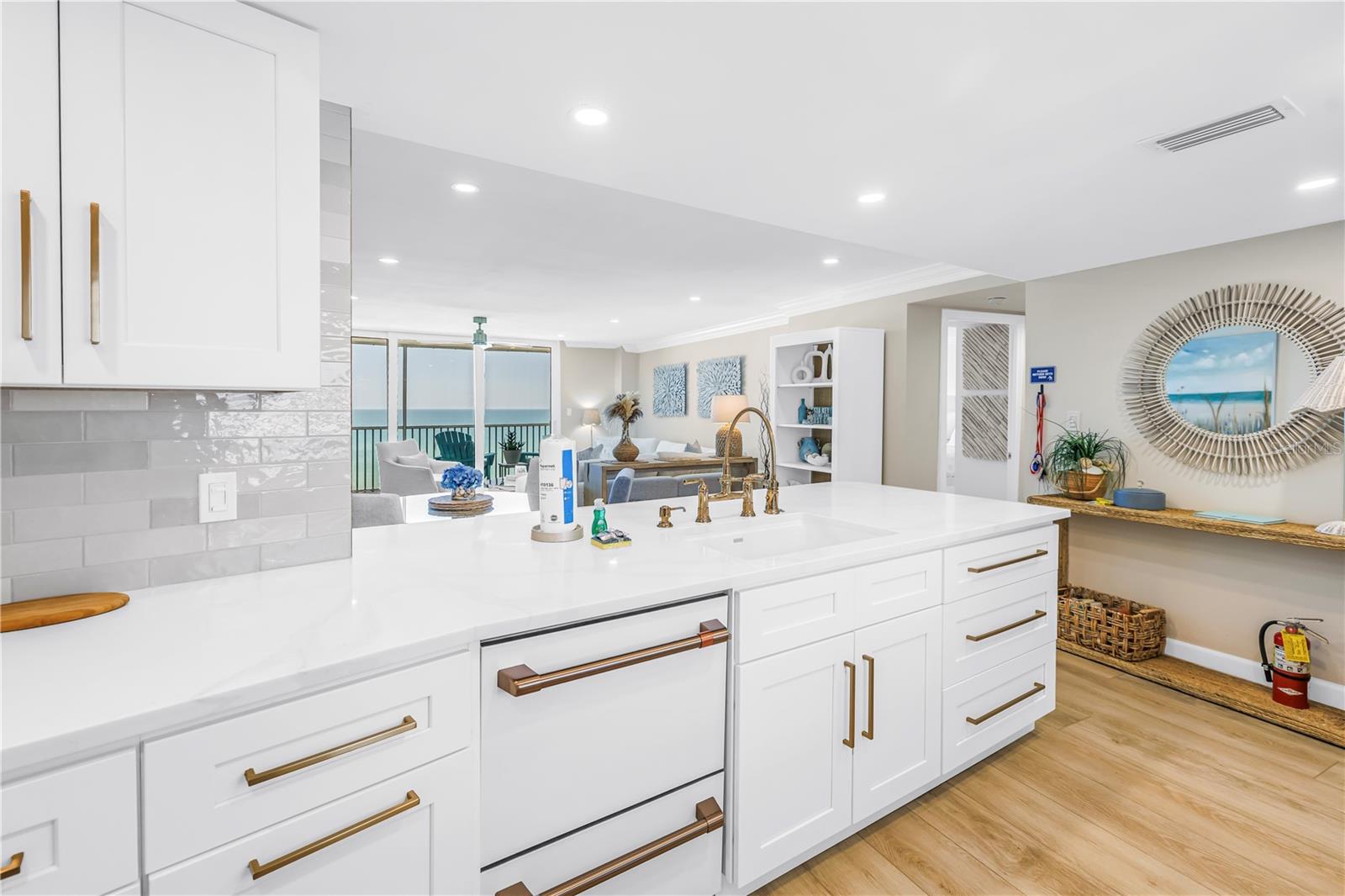 6300 MIDNIGHT PASS RD #702, SARASOTA, FL, 34242