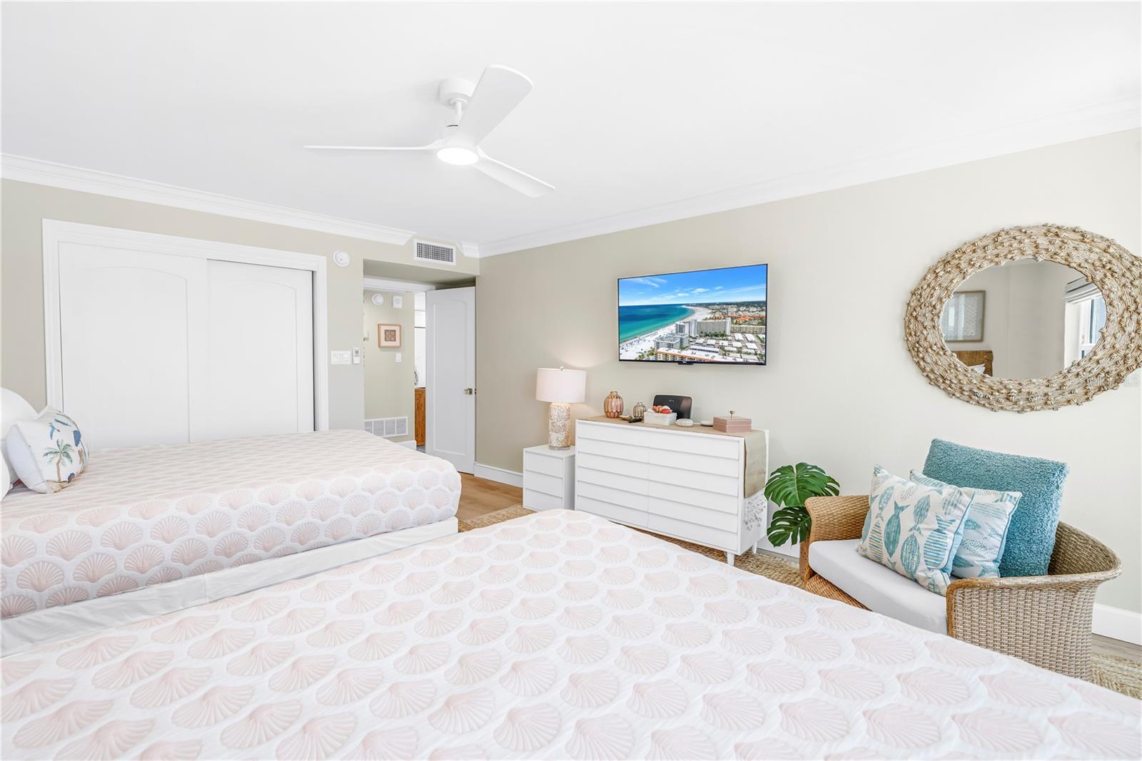 6300 MIDNIGHT PASS RD #702, SARASOTA, FL, 34242