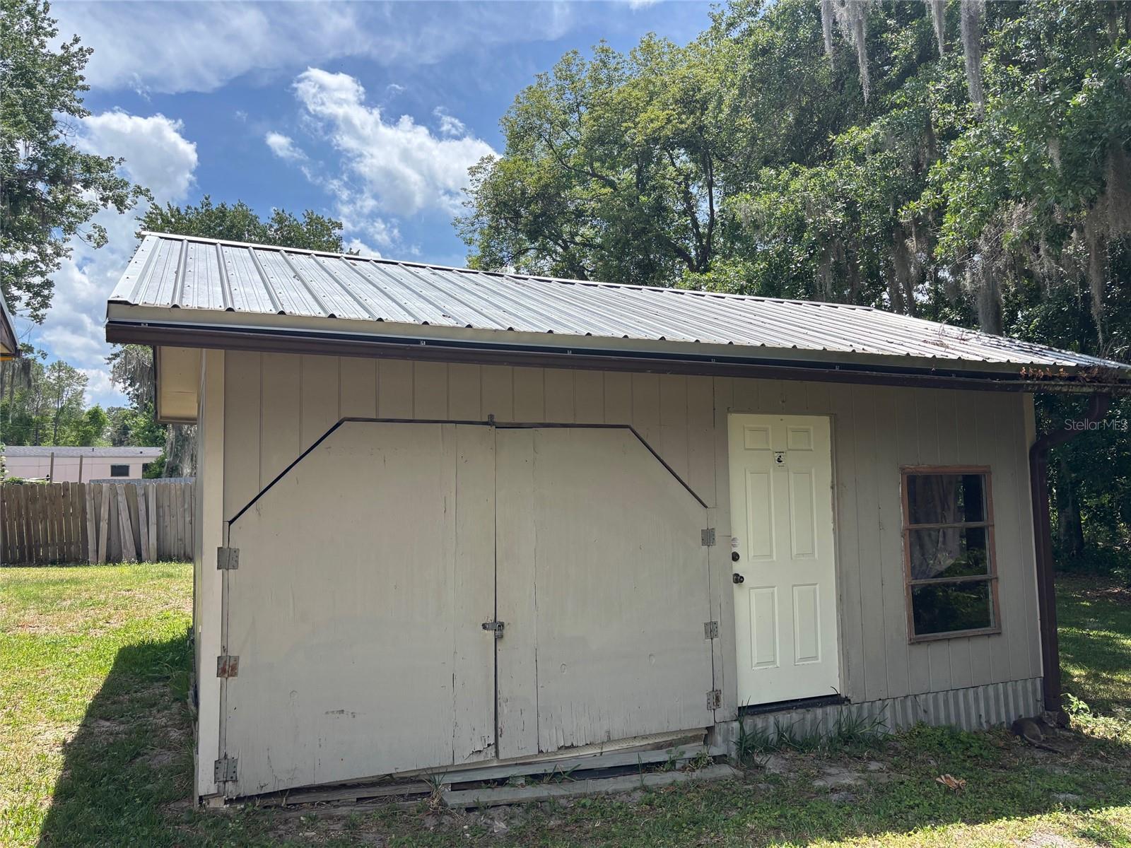 333 RIVIERA DR, CRESCENT CITY, FL, 32112