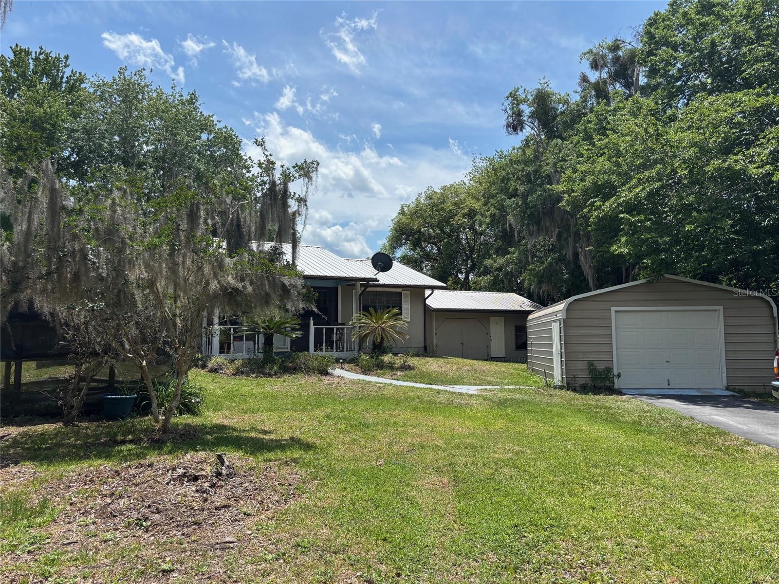 333 RIVIERA DR, CRESCENT CITY, FL, 32112