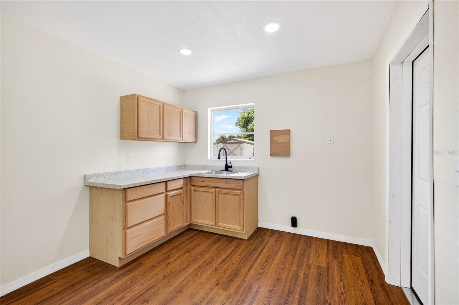 34816 EVERGREEN WAY, DADE CITY, FL, 33523