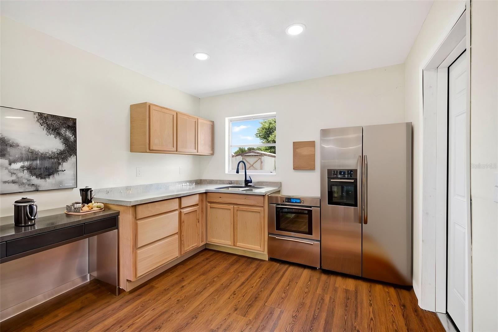 34816 EVERGREEN WAY, DADE CITY, FL, 33523