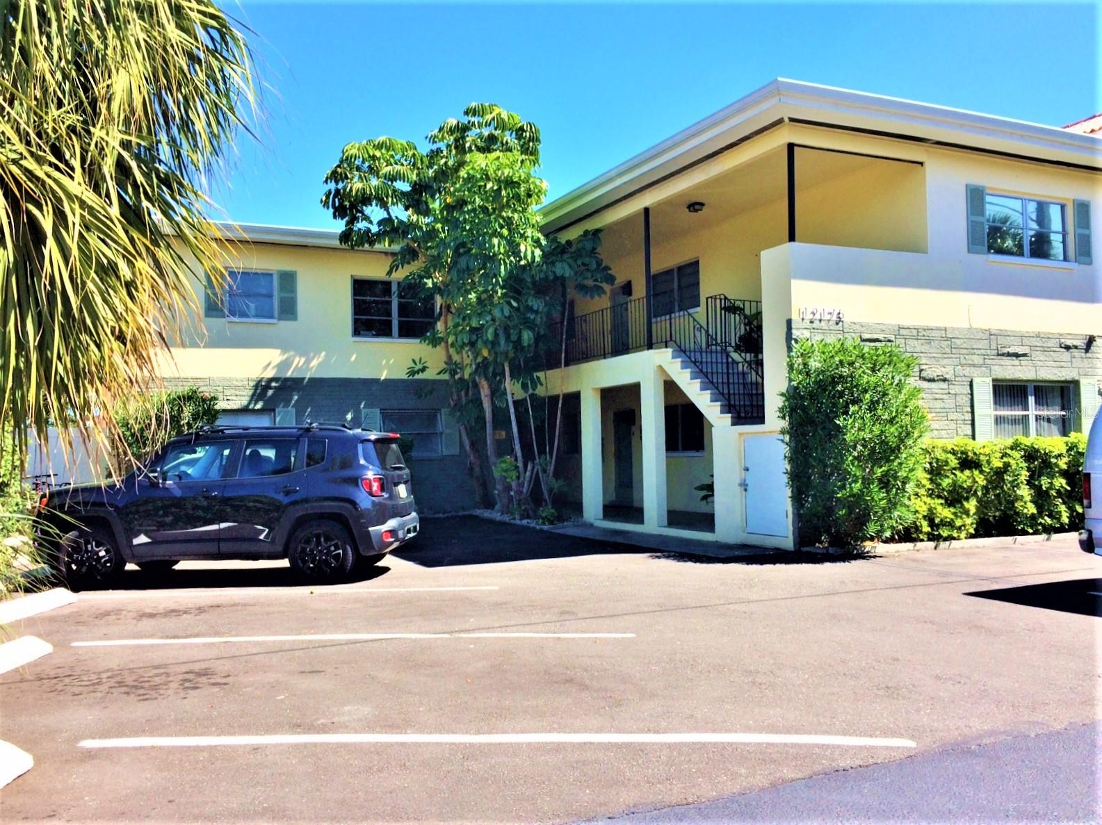 12175 3RD ST E #10, TREASURE ISLAND, FL, 33706
