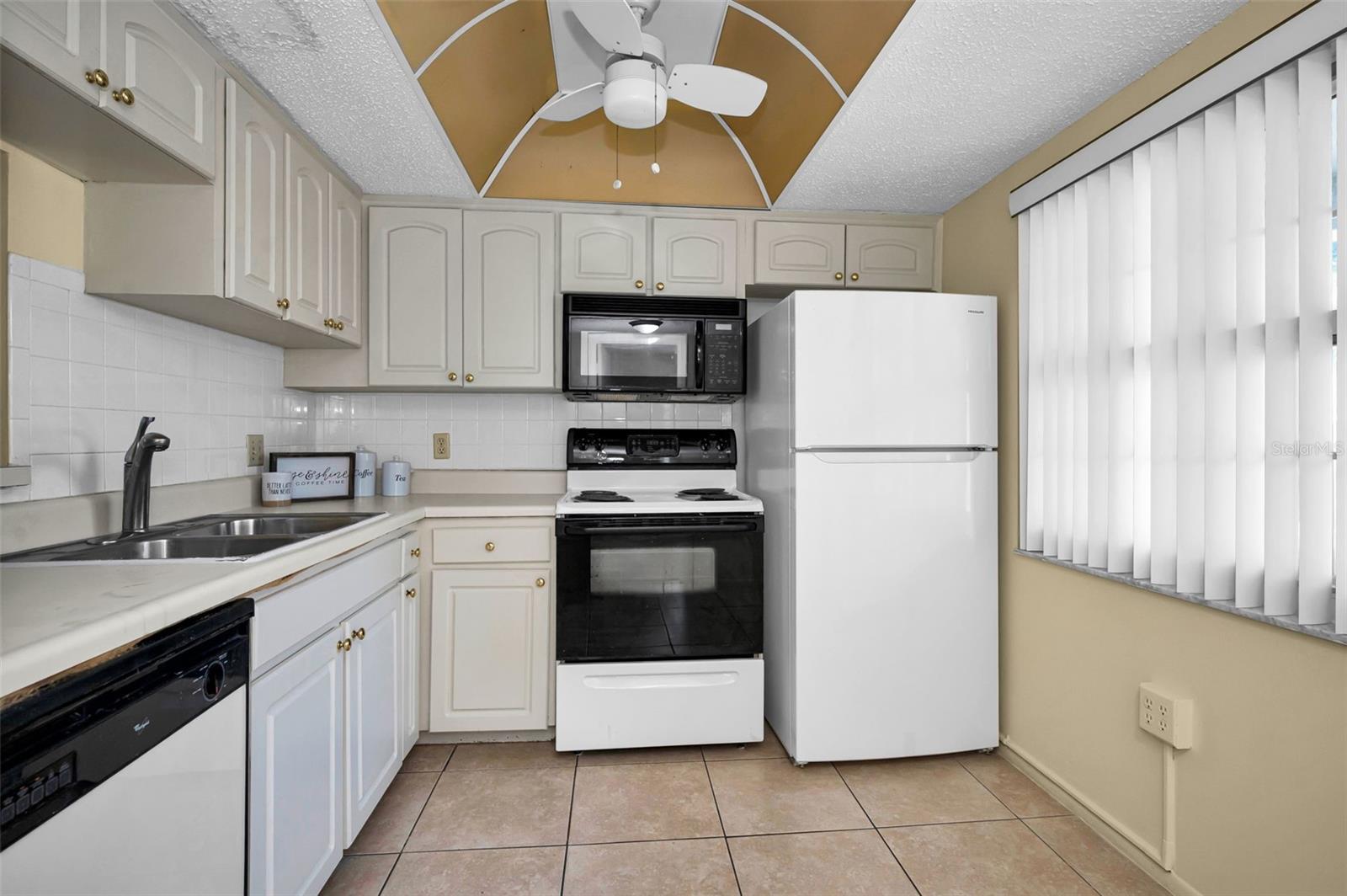 936 VIRGINIA ST #201, DUNEDIN, FL, 34698