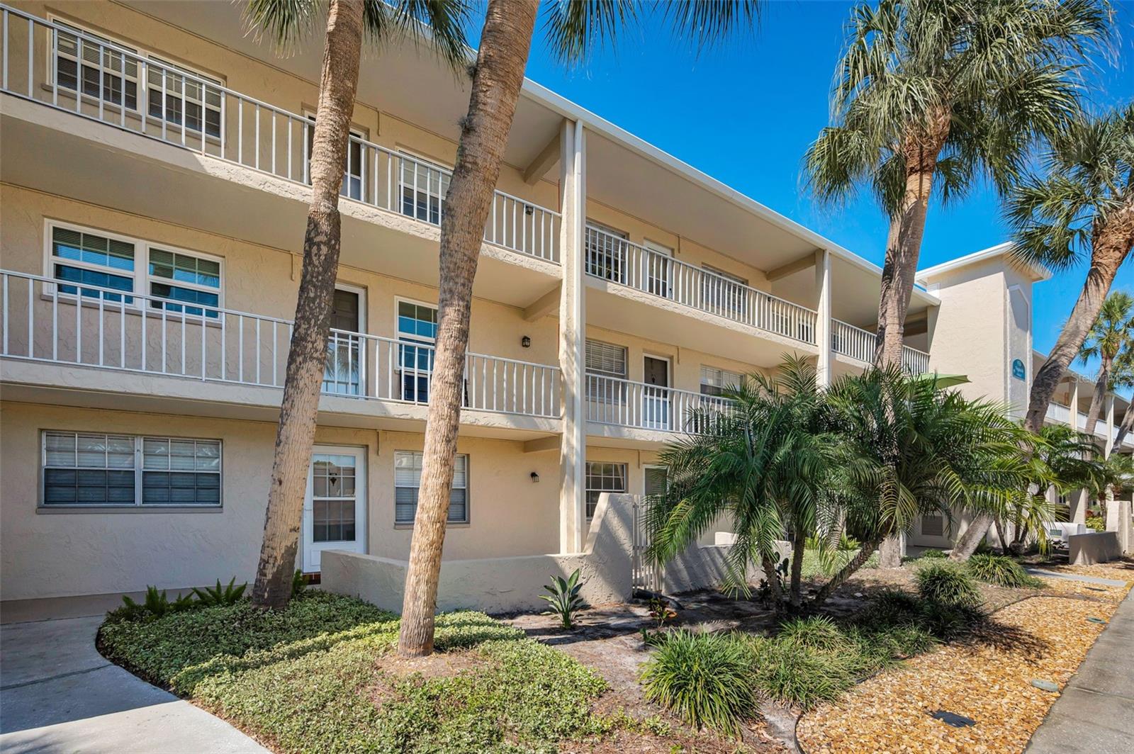 936 VIRGINIA ST #201, DUNEDIN, FL, 34698