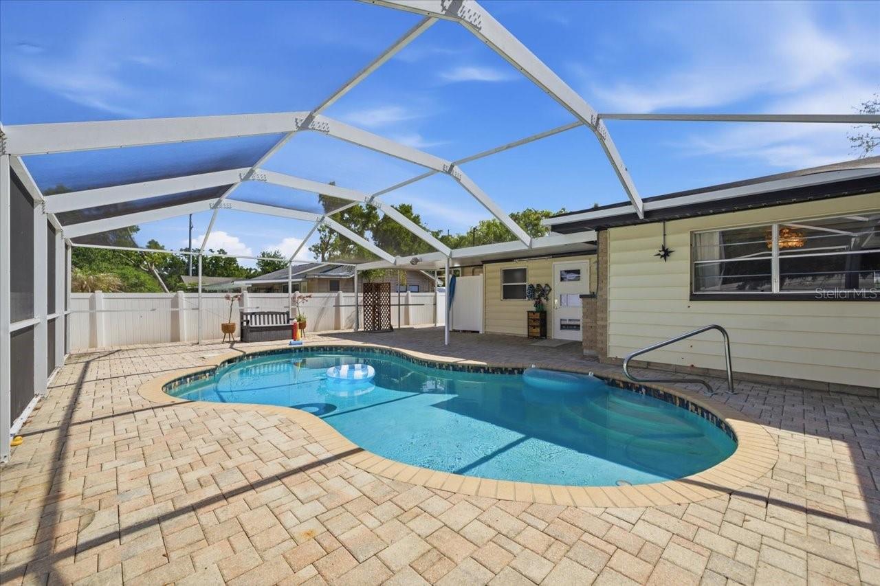 9718 N OREGON AVE, TAMPA, FL, 33612