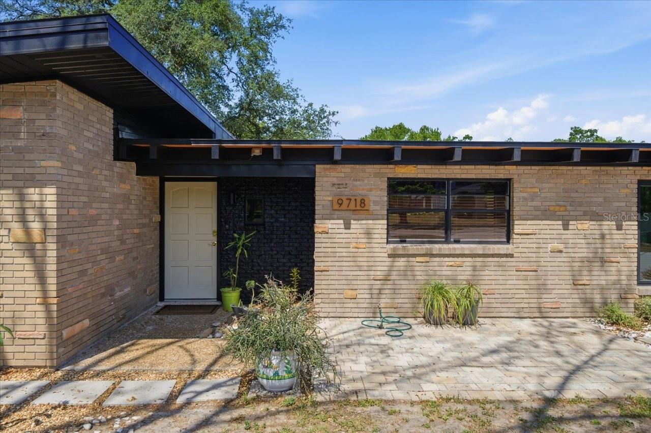9718 N OREGON AVE, TAMPA, FL, 33612