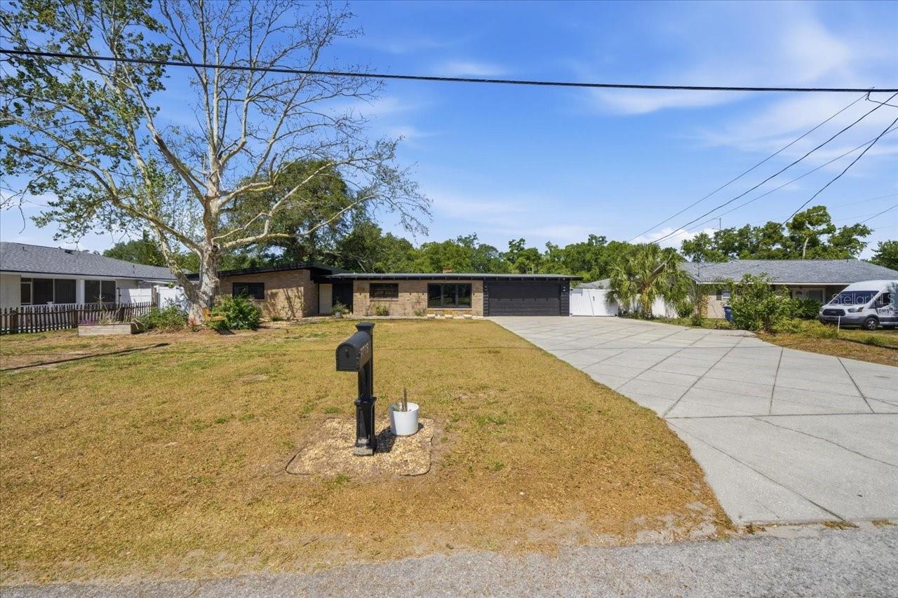 9718 N OREGON AVE, TAMPA, FL, 33612