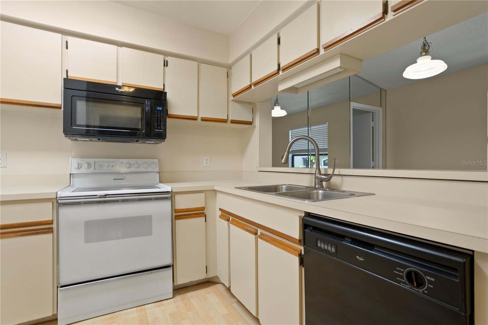 3130 S SEMORAN BLVD #307, ORLANDO, FL, 32822
