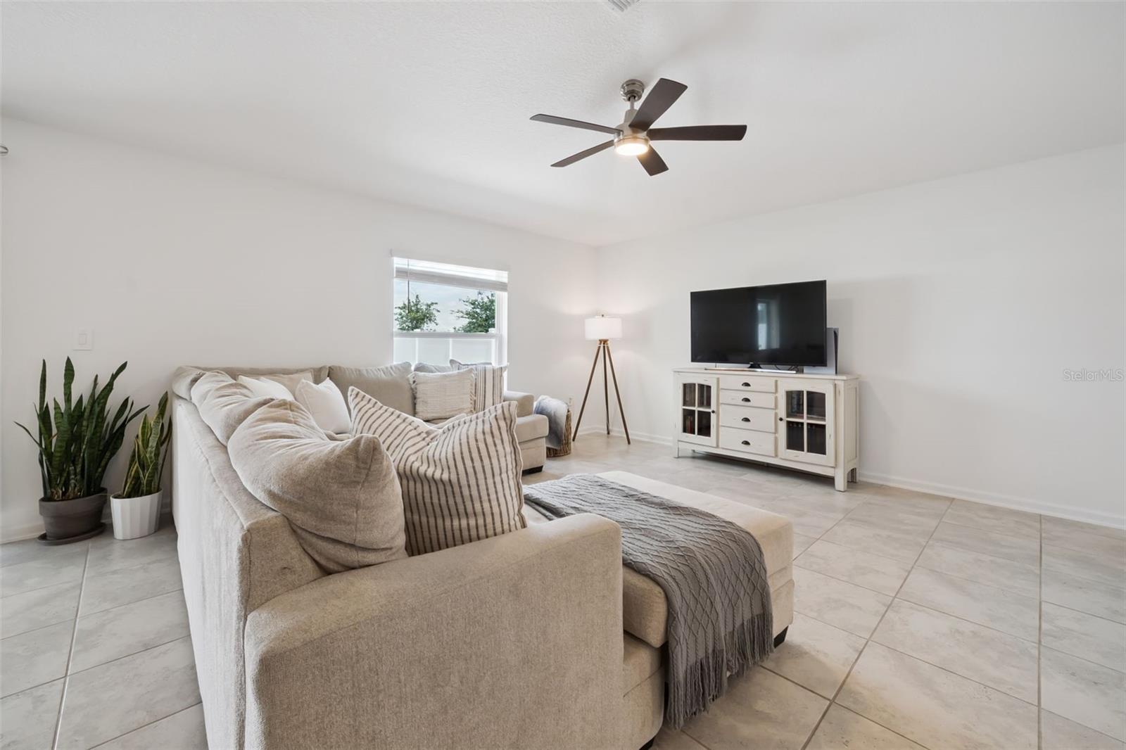 893 LAUREL VIEW WAY, GROVELAND, FL, 34736