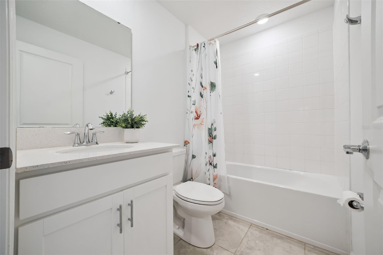 893 LAUREL VIEW WAY, GROVELAND, FL, 34736