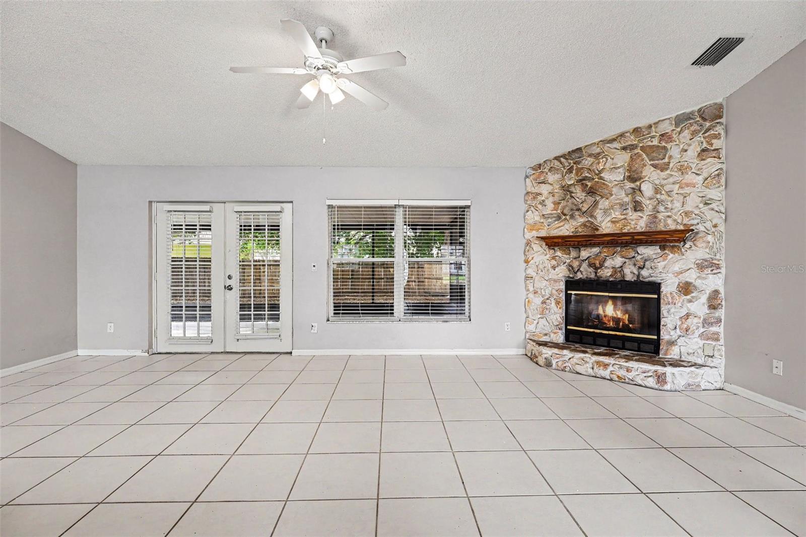 805 TOPAZ DR, ROCKLEDGE, FL, 32955