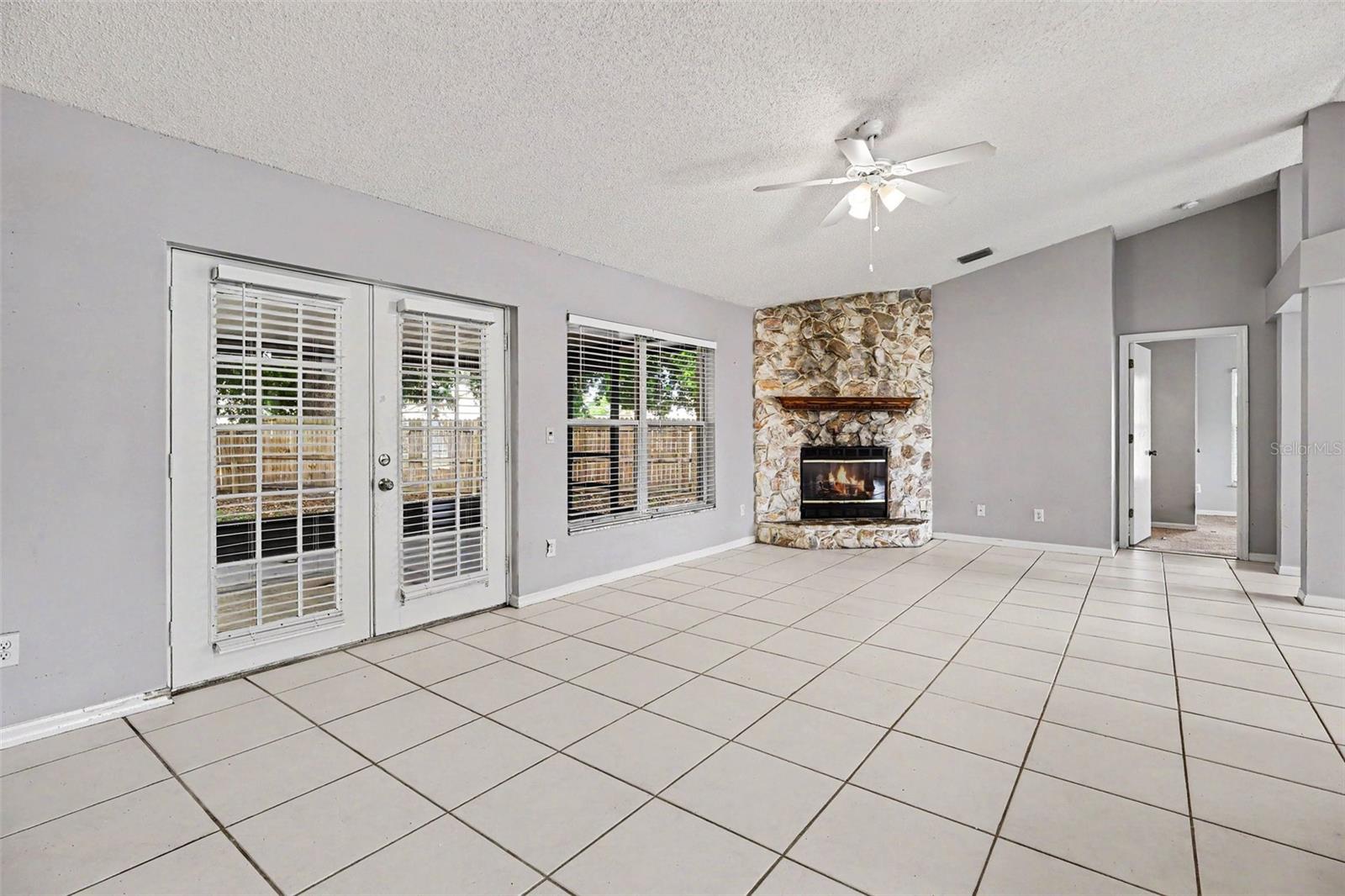 805 TOPAZ DR, ROCKLEDGE, FL, 32955