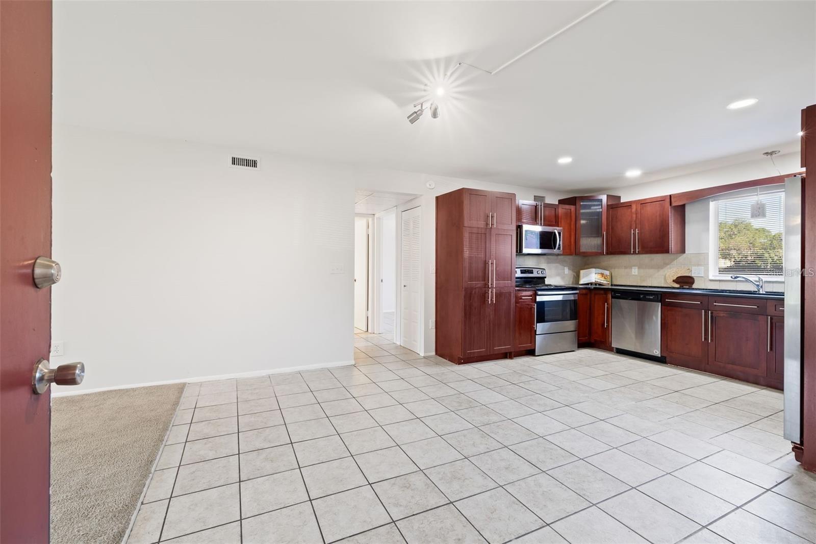 8601 HURON CT #44, TAMPA, FL, 33614