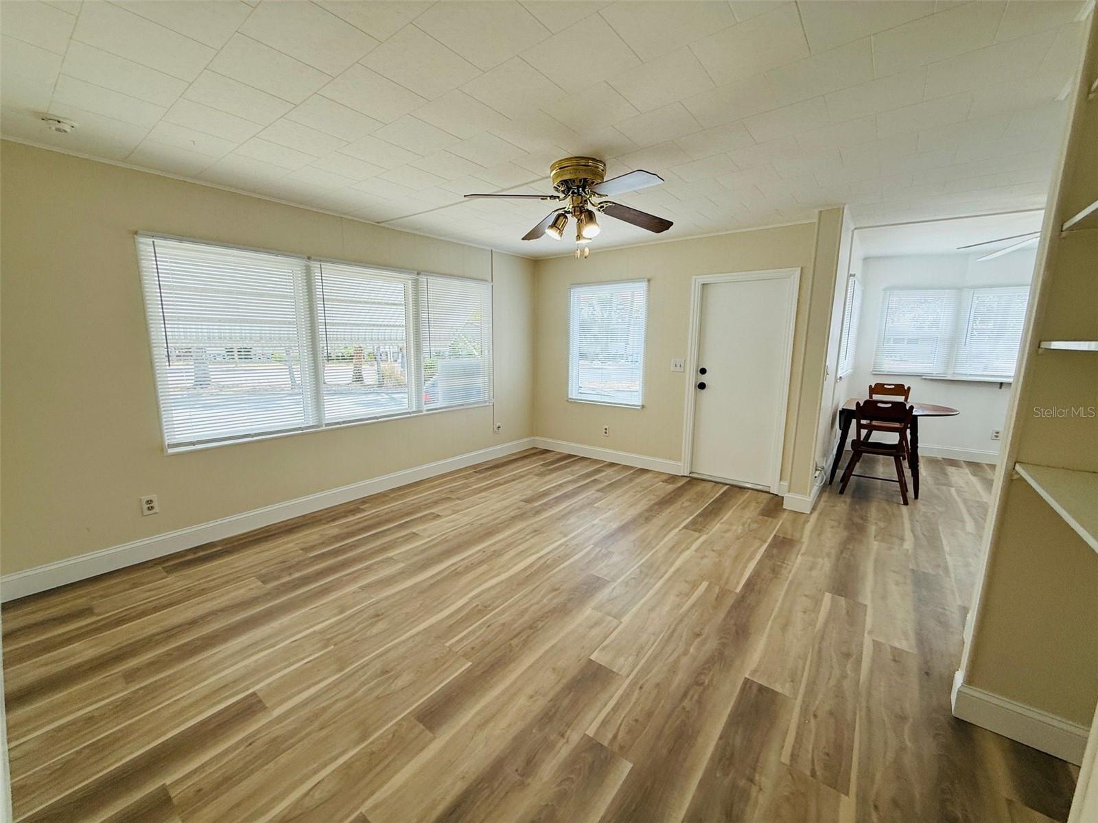 4851 W GANDY BLVD #B7L13, TAMPA, FL, 33611