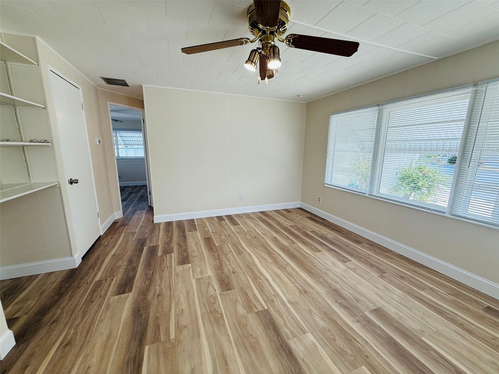 4851 W GANDY BLVD #B7L13, TAMPA, FL, 33611
