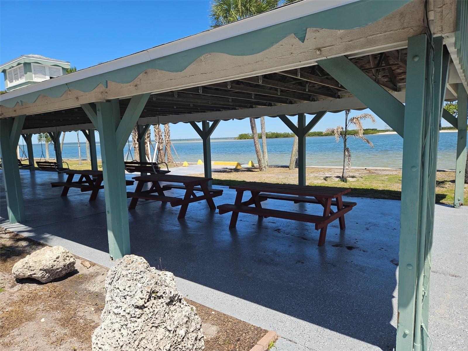 4851 W GANDY BLVD #B7L13, TAMPA, FL, 33611