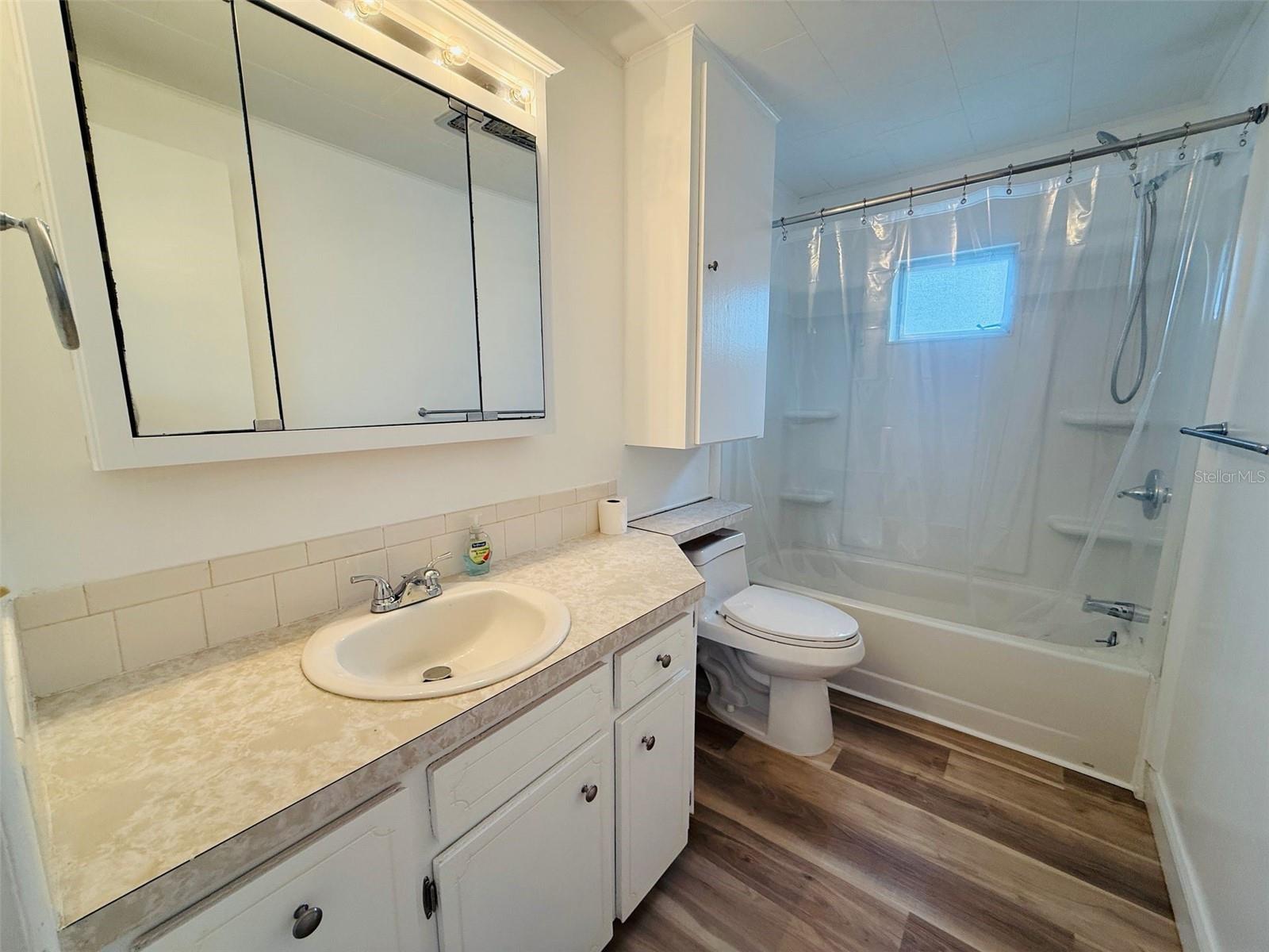 4851 W GANDY BLVD #B7L13, TAMPA, FL, 33611