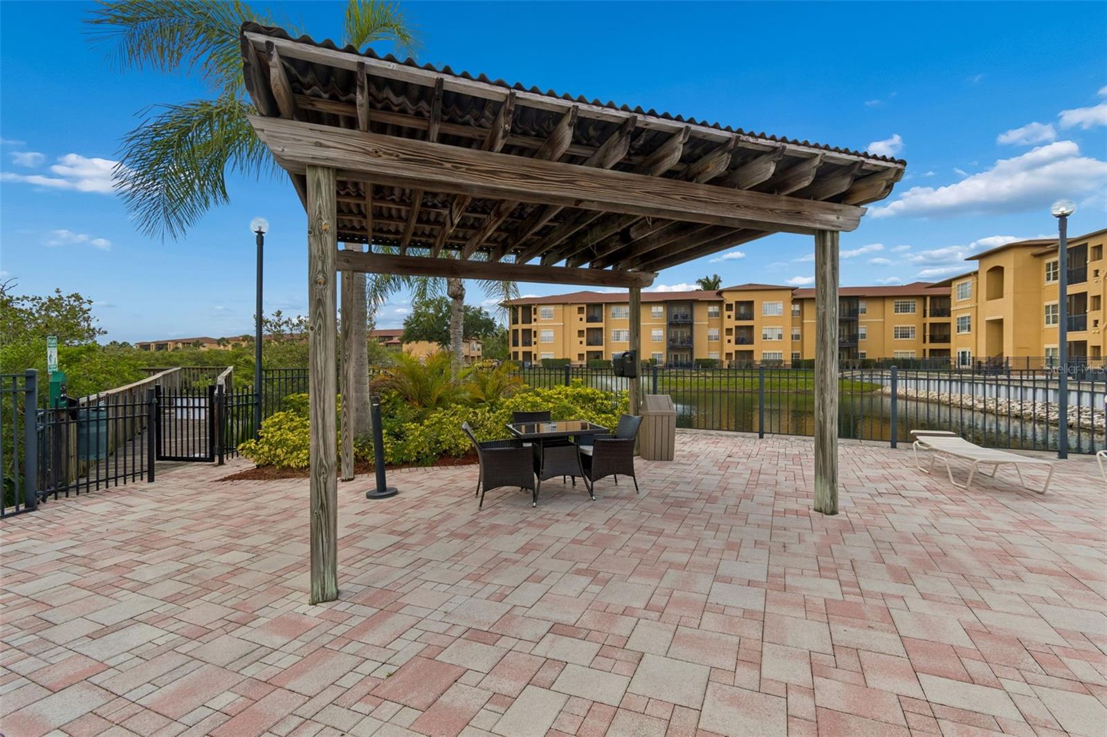 4304 BAYSIDE VILLAGE DR #204, TAMPA, FL, 33615