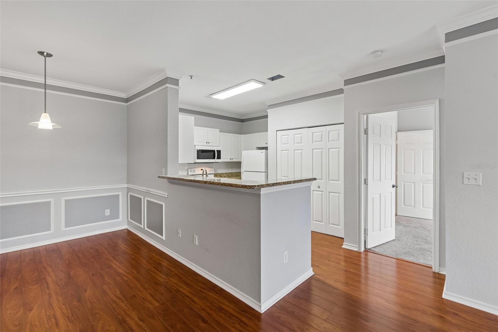 4304 BAYSIDE VILLAGE DR #204, TAMPA, FL, 33615