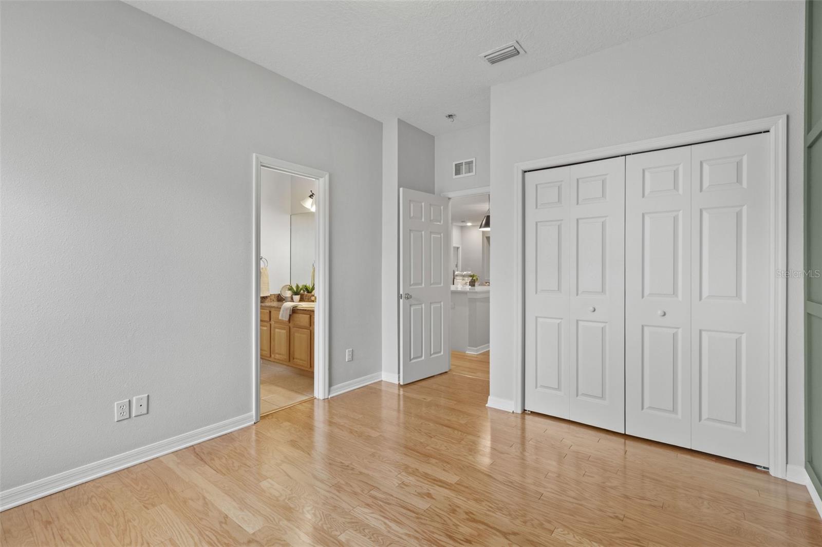 5306 E 131ST AVE, TEMPLE TERRACE, FL, 33617