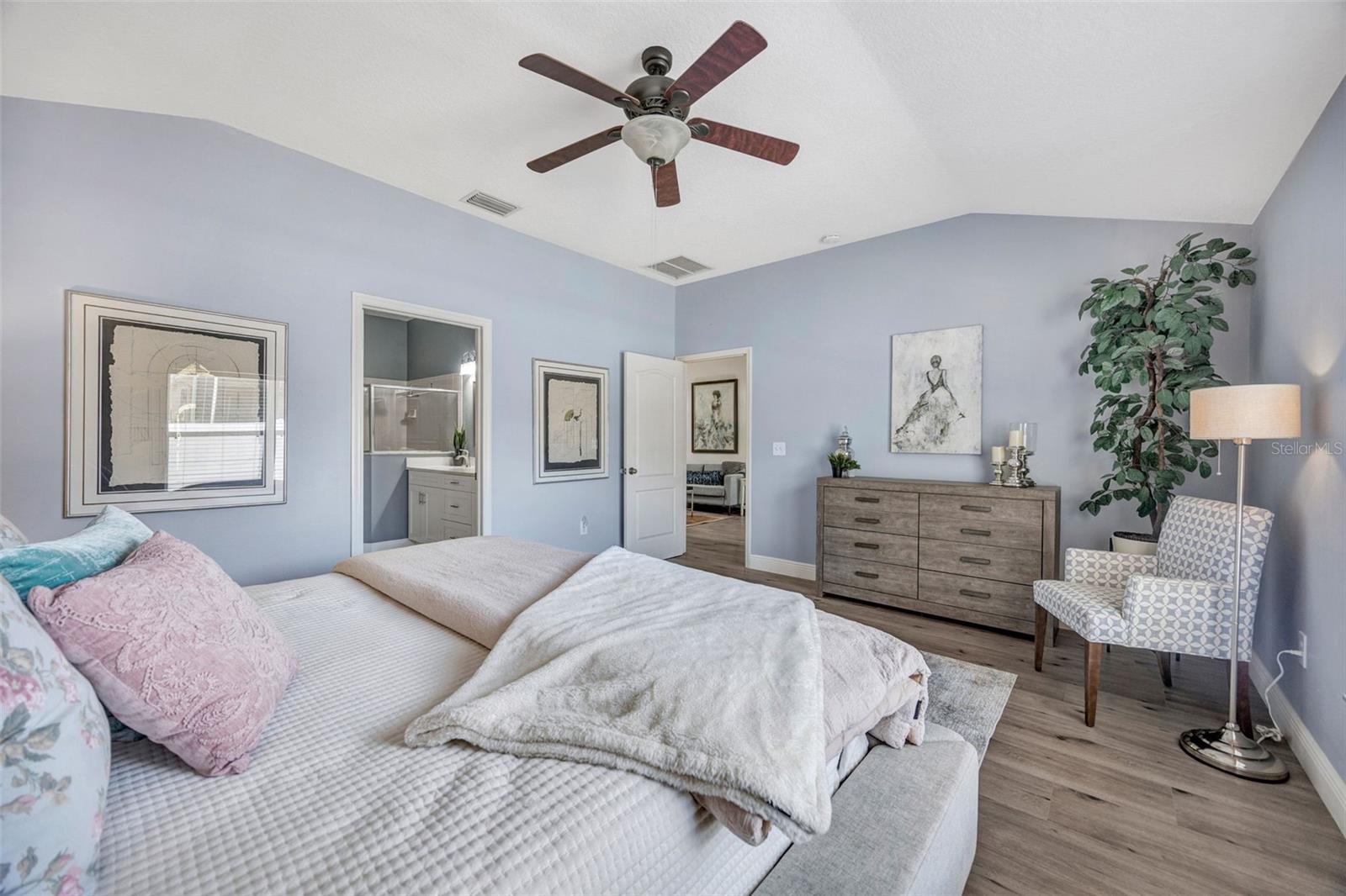 31814 LARKENHEATH DR, WESLEY CHAPEL, FL, 33543
