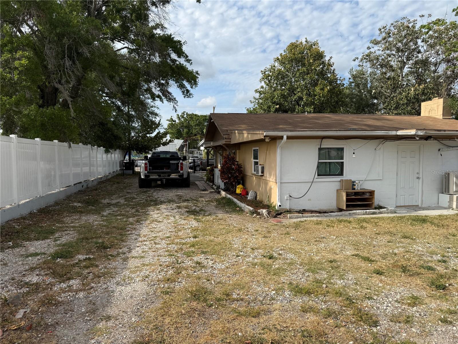 4106 W SOUTH AVE, TAMPA, FL, 33614