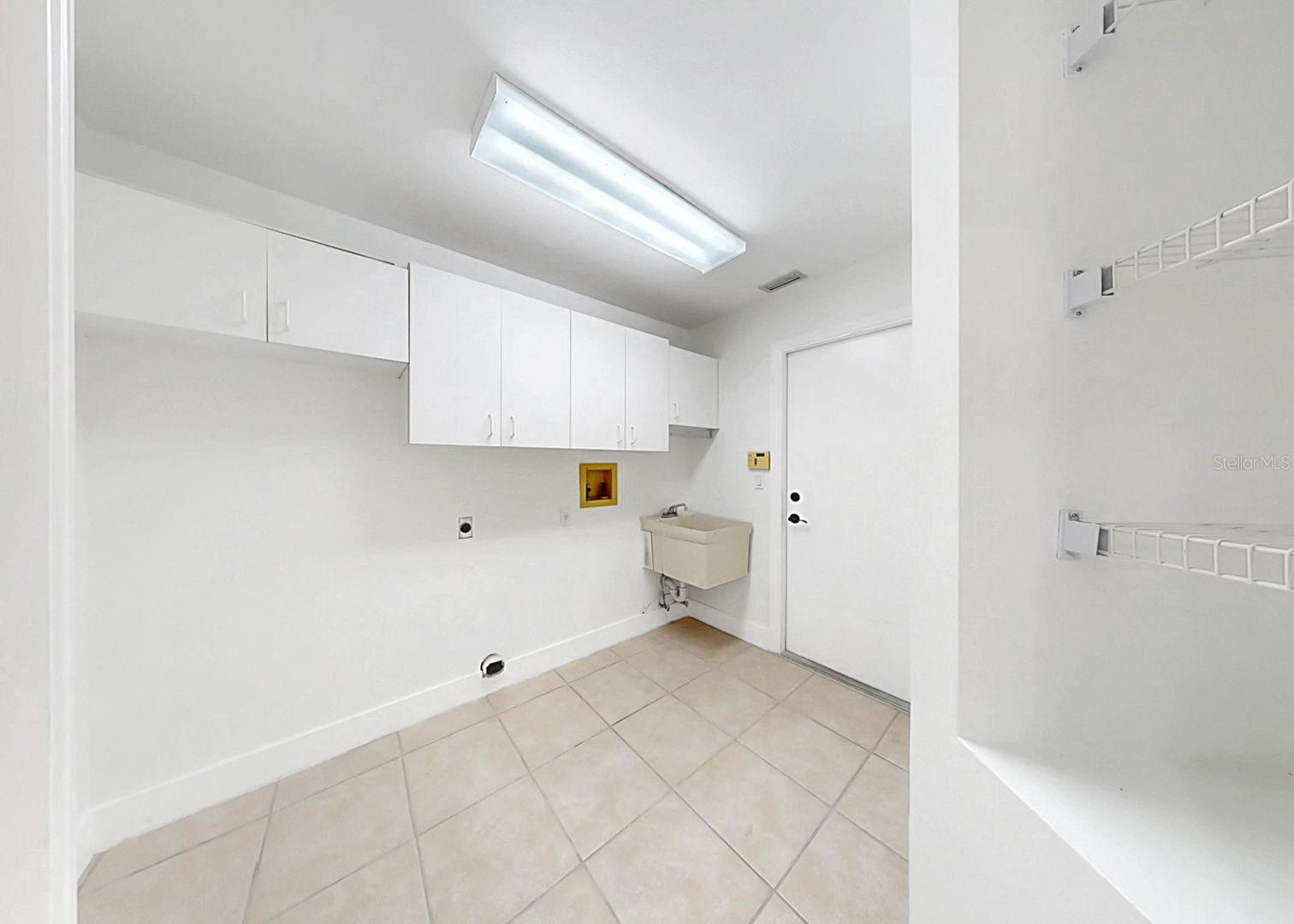 6409 STONE RIVER RD, BRADENTON, FL, 34203