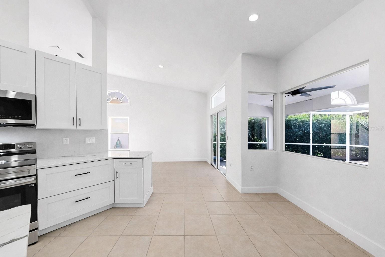 6409 STONE RIVER RD, BRADENTON, FL, 34203