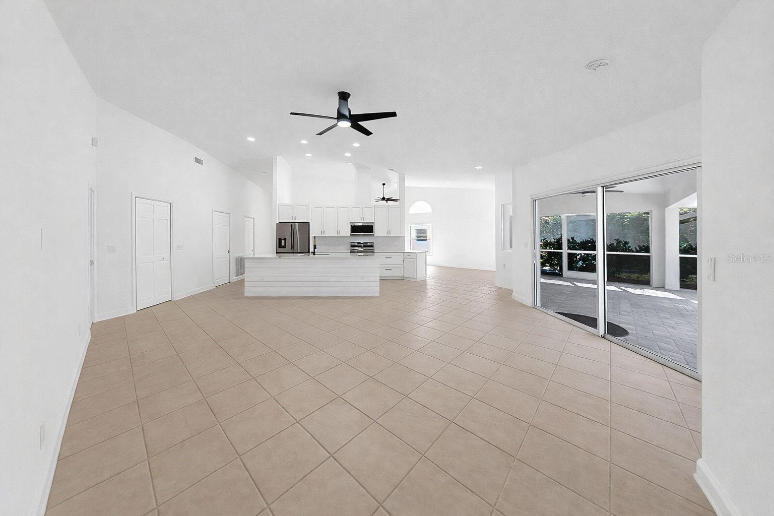 6409 STONE RIVER RD, BRADENTON, FL, 34203