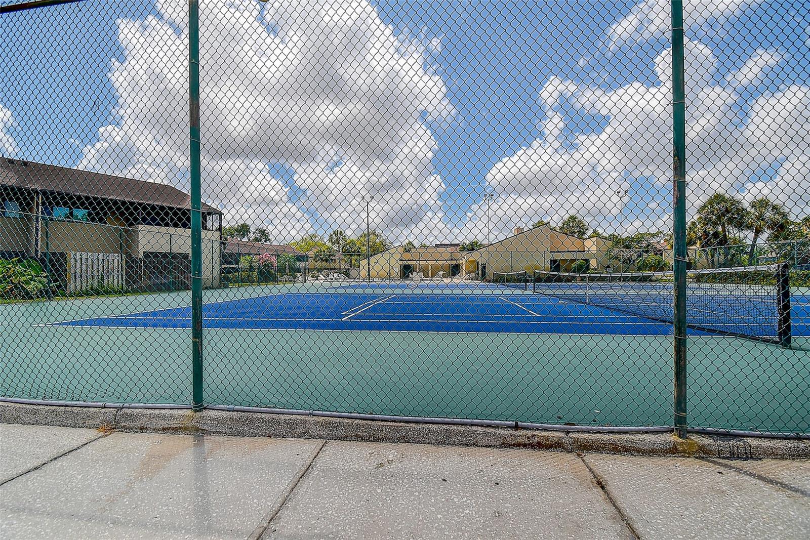 860 S VILLAGE DR N #106, ST PETERSBURG, FL, 33716