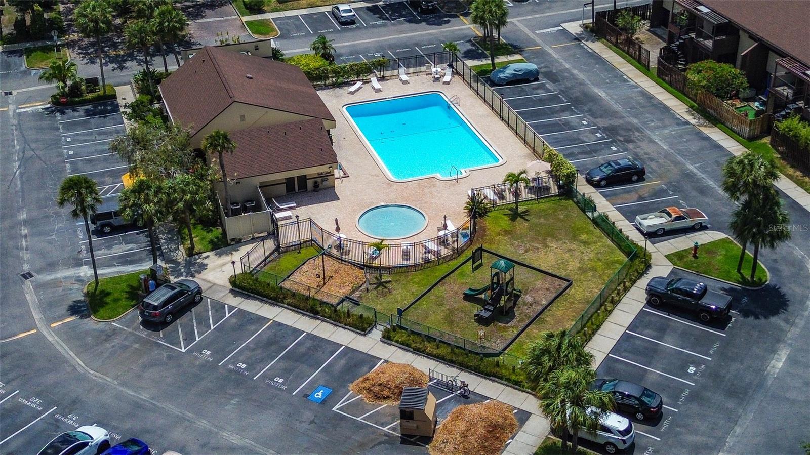860 S VILLAGE DR N #106, ST PETERSBURG, FL, 33716