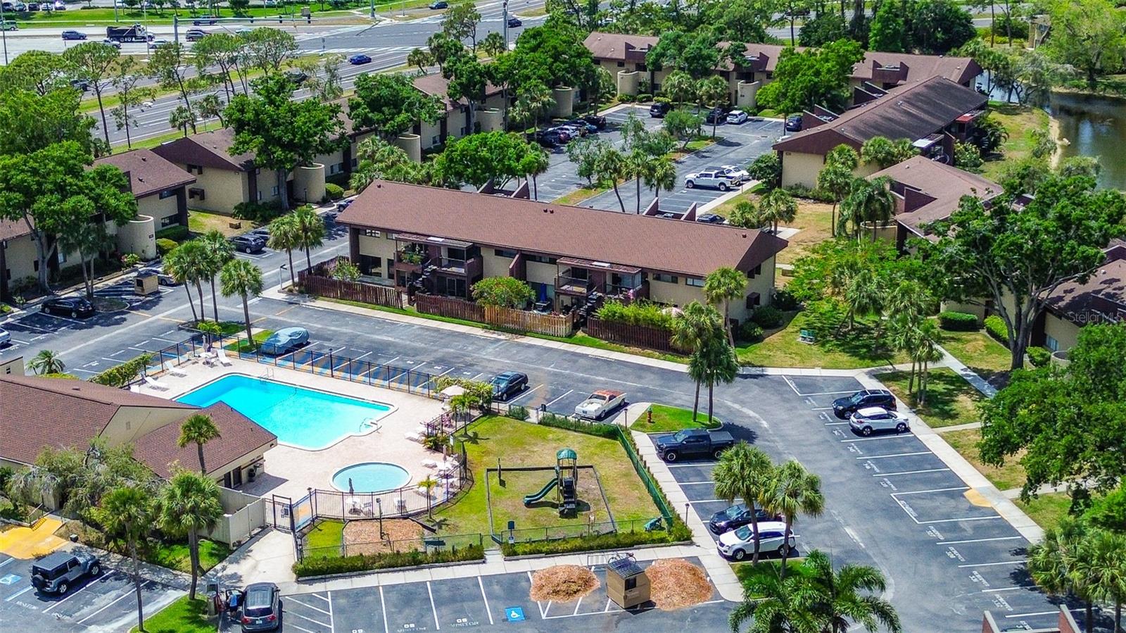 860 S VILLAGE DR N #106, ST PETERSBURG, FL, 33716