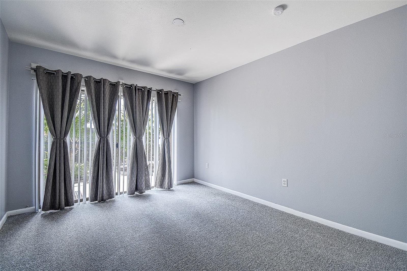 860 S VILLAGE DR N #106, ST PETERSBURG, FL, 33716