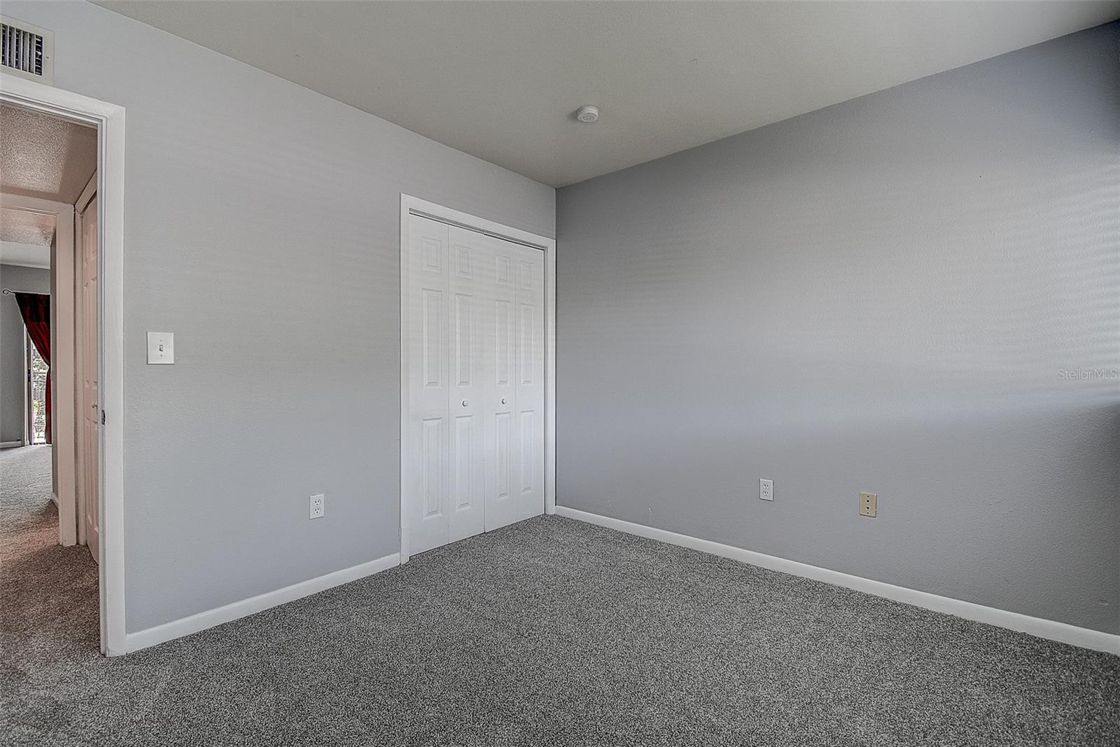 860 S VILLAGE DR N #106, ST PETERSBURG, FL, 33716