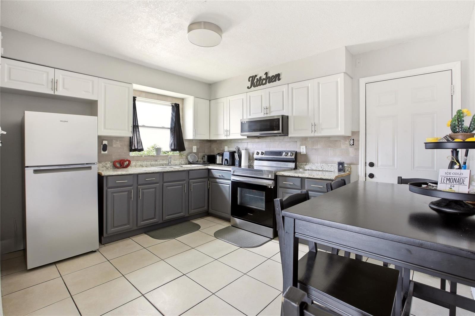 1702 BIRCHWOOD CIR #A, LEESBURG, FL, 34748
