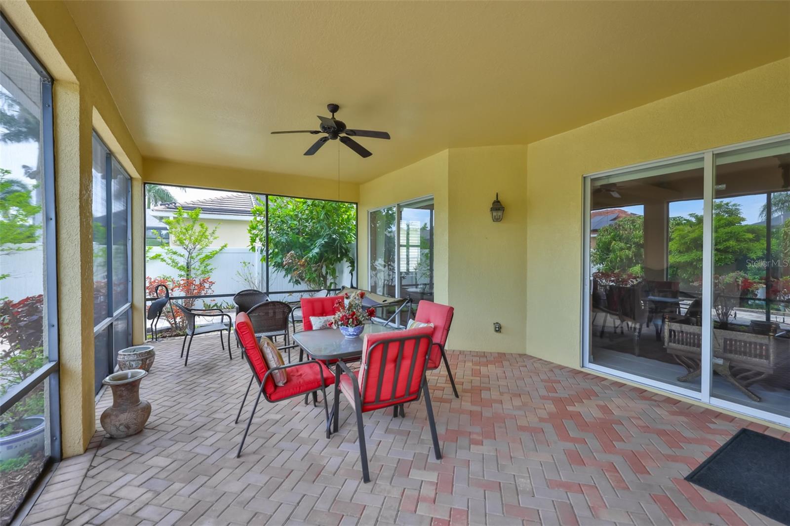 3822 CARDENAL AVE, SUN CITY CENTER, FL, 33573