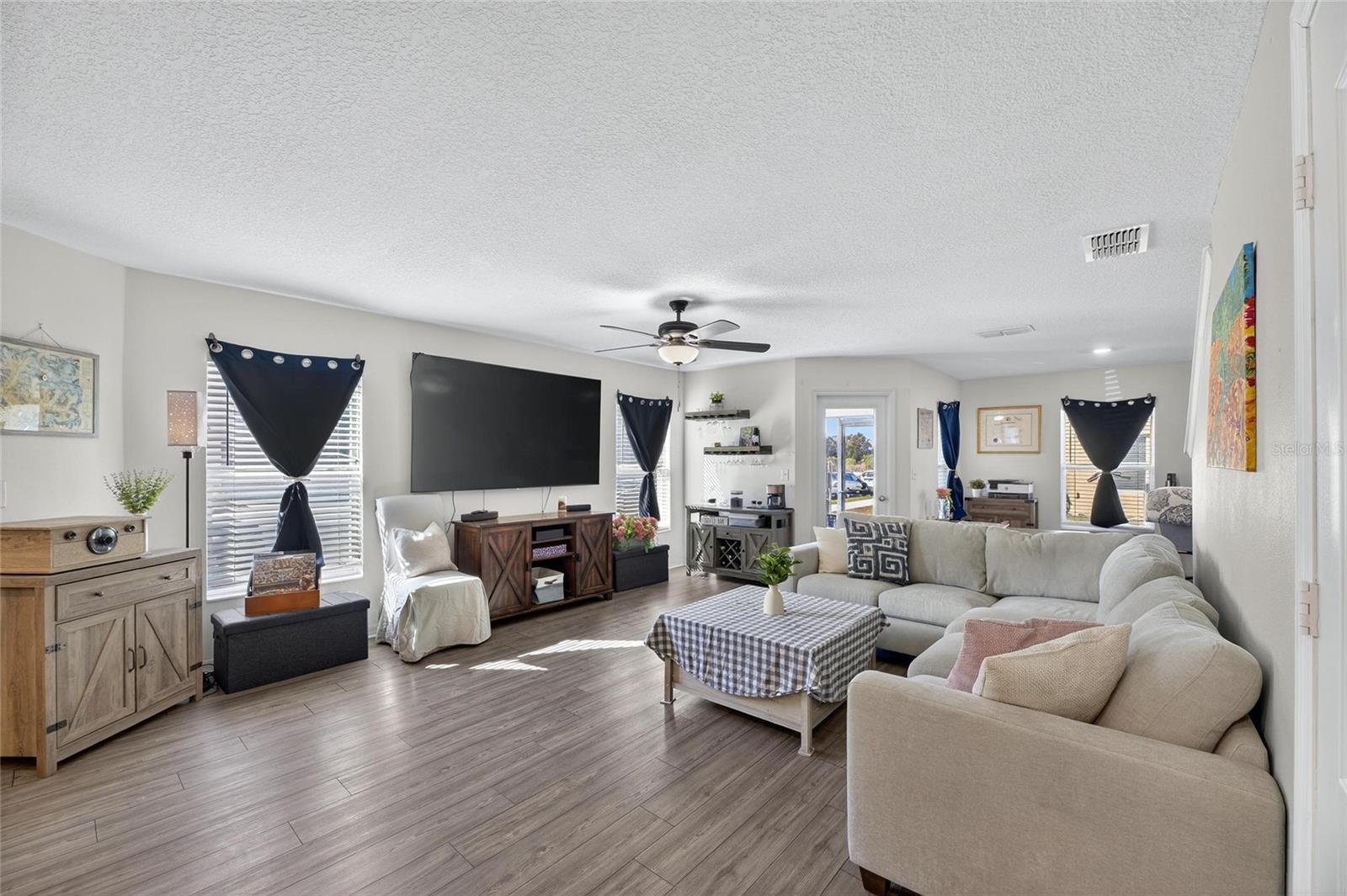 5335 NEW FRIENDSHIP PL, TAMPA, FL, 33619