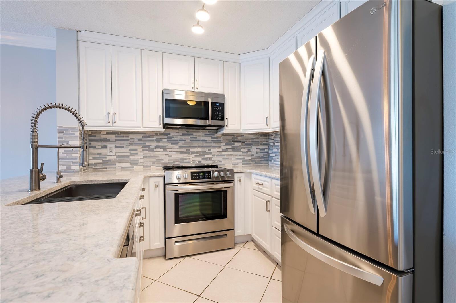 2400 FEATHER SOUND DR #1125, CLEARWATER, FL, 33762